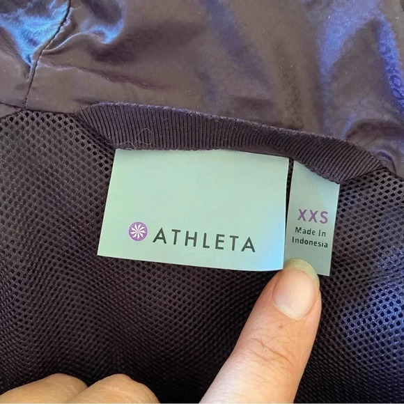 Athleta Downpour Coat Waterproof Mid Length Hooded Purple Full Zip: XXS - Picture 14 of 14